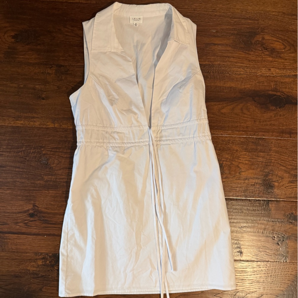 Le Lis White Sleeveless Dress